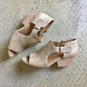 Natural Soul | Tan Cut Out Ankle Boot